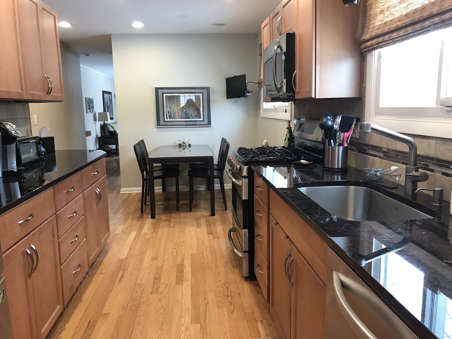 2821 Aspen Road Northbrook, IL 60062 - Photo 5 of 45