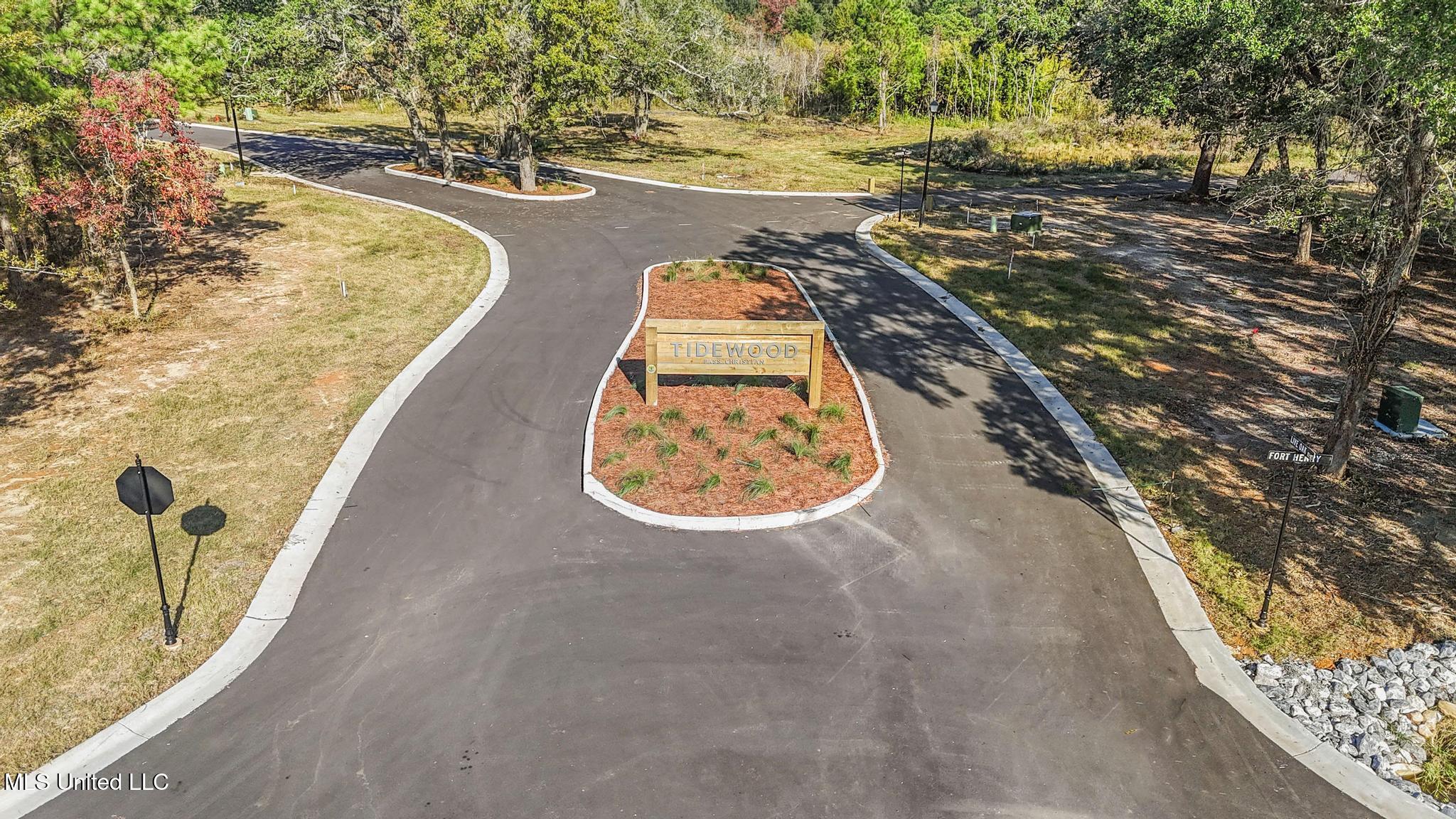 116 Live Oak Way Pass Christian, MS 39571 - Photo 6 of 9 013