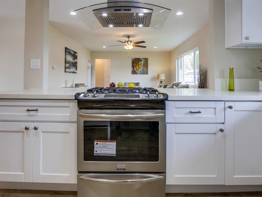 1008 Broadview Street Spring Valley, CA 91977 - Photo 8 of 25 Gallery Image 8