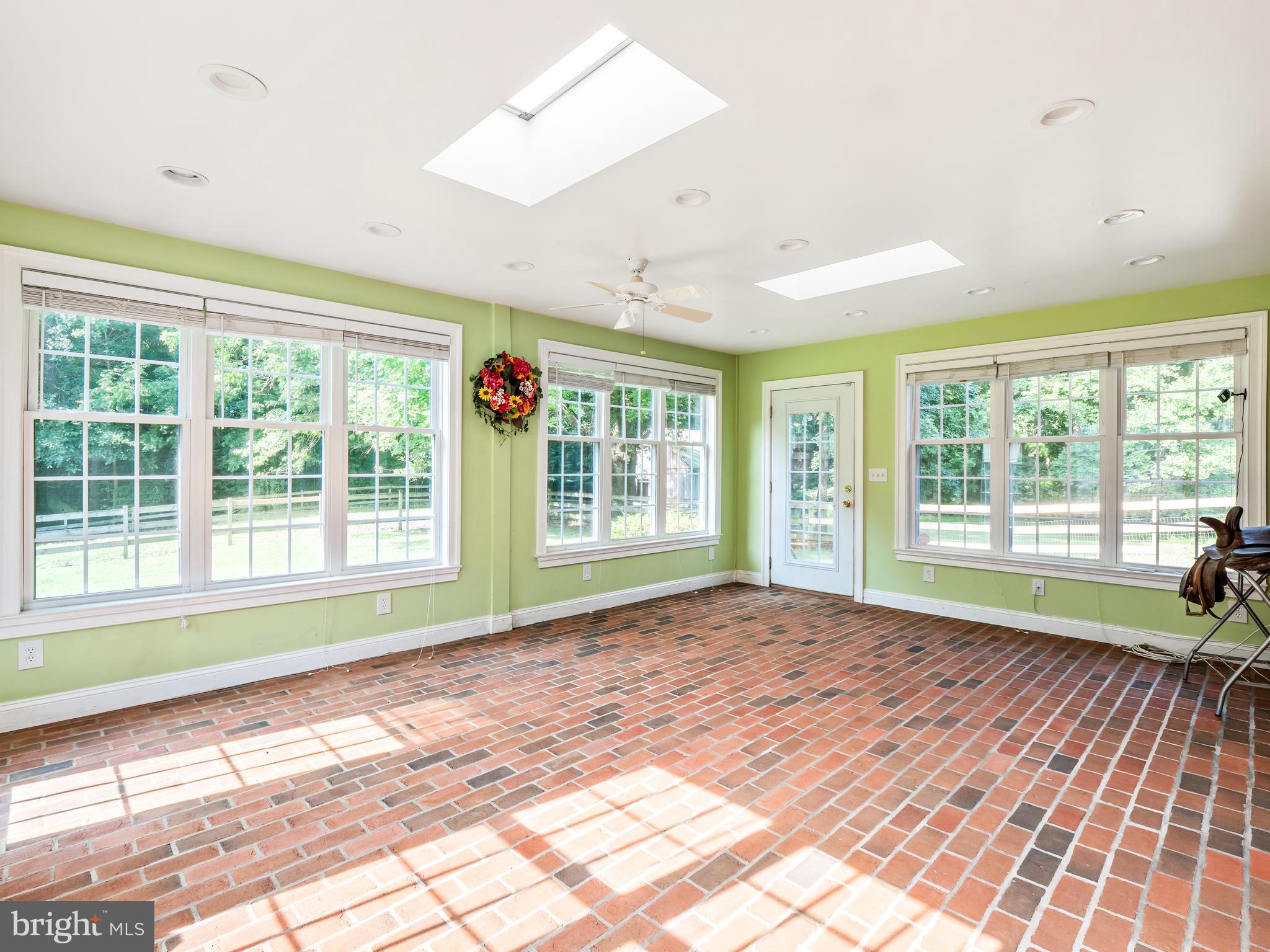 7721 Flint Hill Road Owings, MD 20736 - Photo 3 of 35