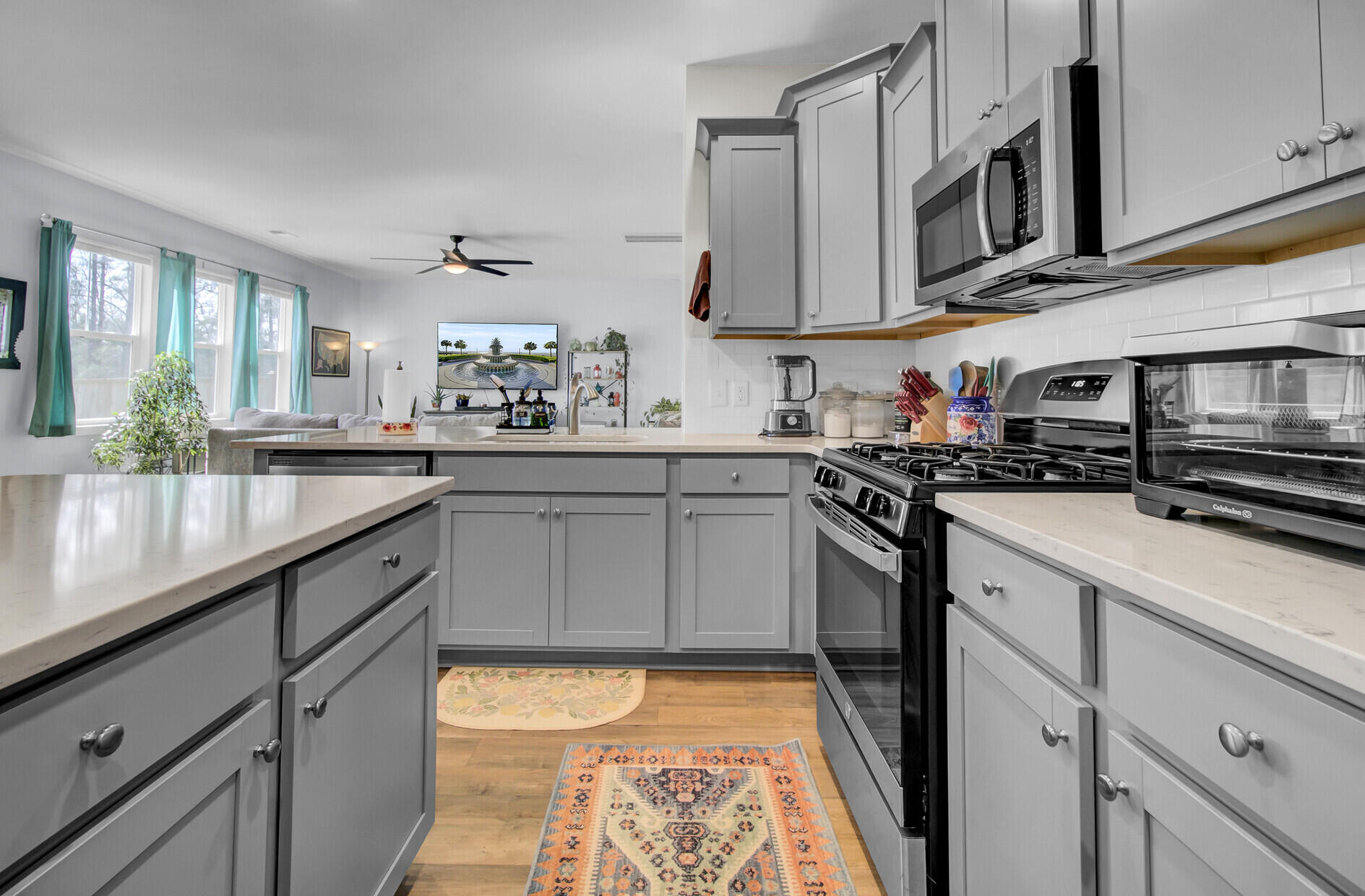 425 Squire Pope Road Summerville, SC 29486 - Photo 12 of 23 3E857743-2584-4FA8-B788-7A3B0317FFFD