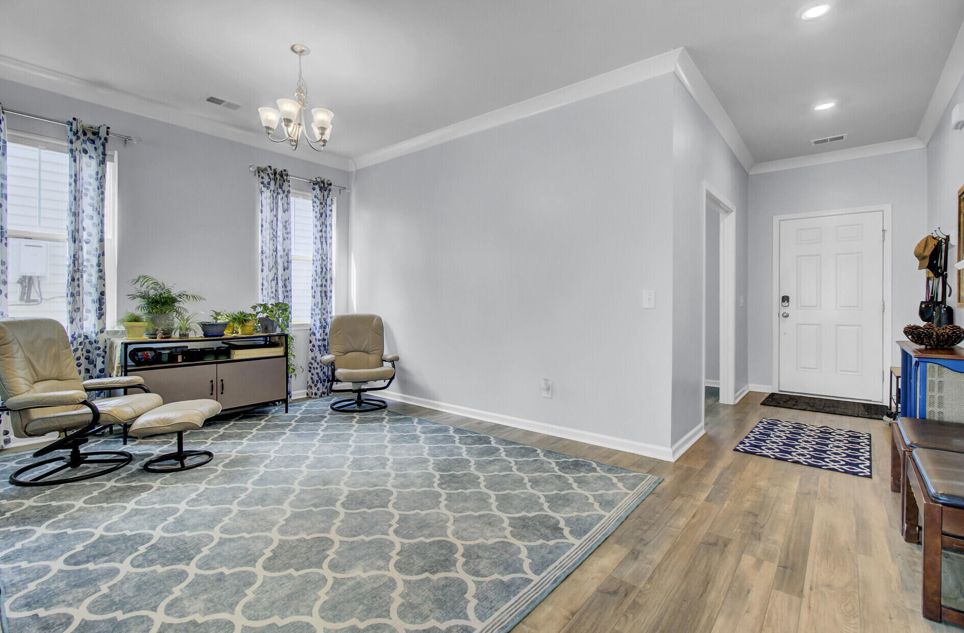 425 Squire Pope Road Summerville, SC 29486 - Photo 9 of 23 2B37D3FA-A23D-4B47-9D67-A80D0686ED4A