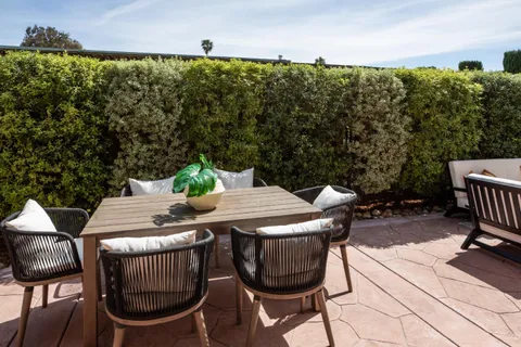 $1,950,000 | 819 Warner Court, Mountain View, CA 94043