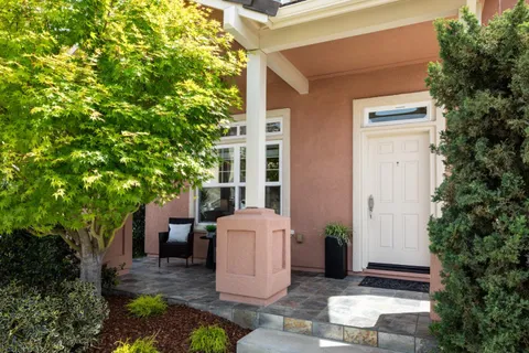 $1,950,000 | 819 Warner Court, Mountain View, CA 94043
