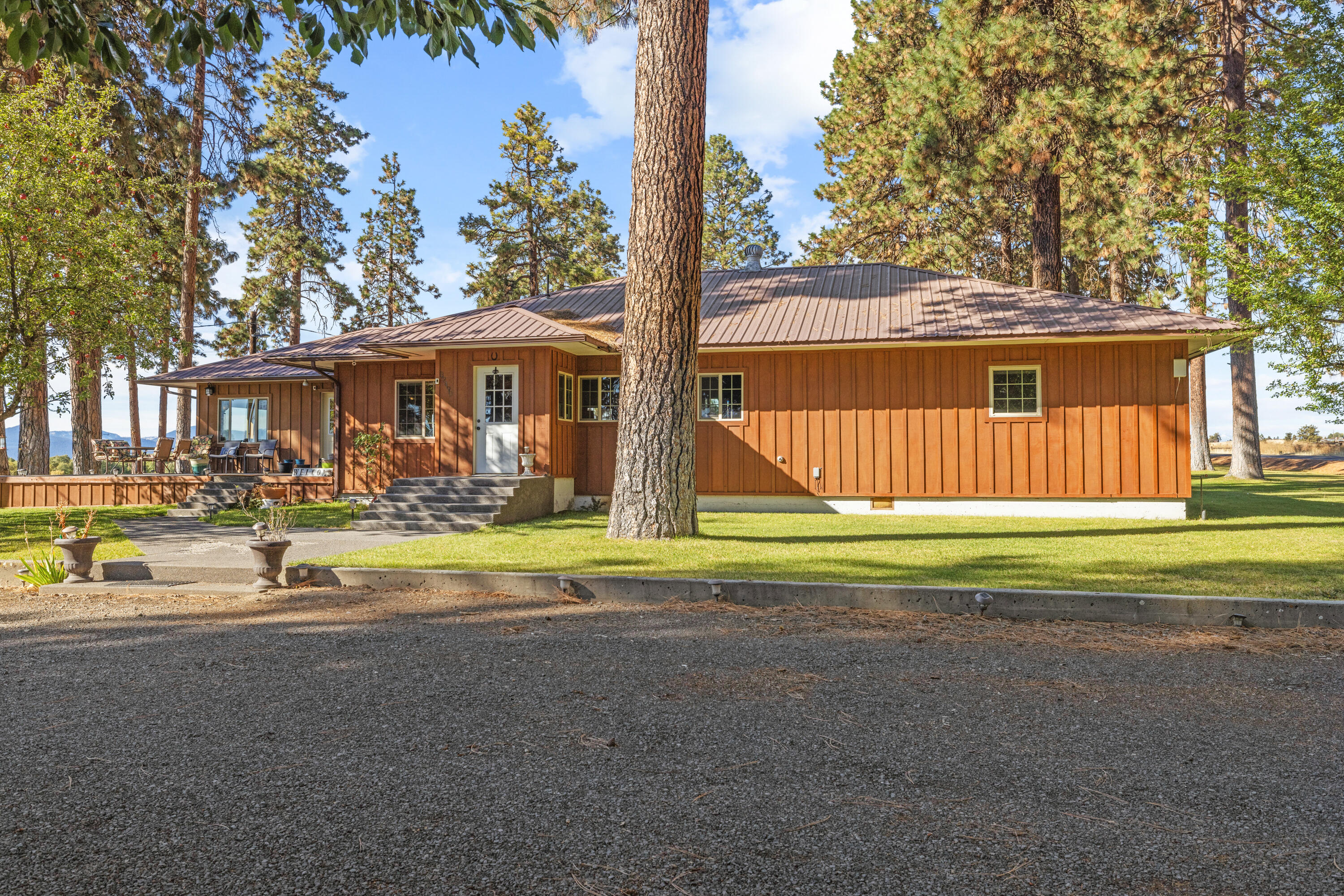 32486 Modoc Point Road Chiloquin, OR 97624 - Photo 50 of 135 32490 Modoc Point Rd-050