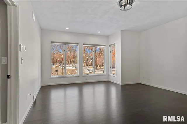 $720,000 | 804 Fairfax Court, Springfield, IL 62702