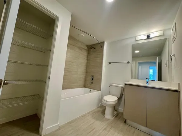 $2,050 | 5579 Millennia Park Drive, Unit 124, Orlando, FL 32839