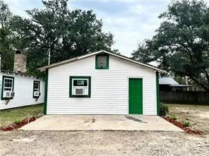 $950 | 1011 Wilkinson Street, Unit B, Mandeville, LA 70448