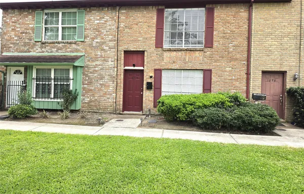 $163,000 | 1076 Willow Oaks Circle, Pasadena, TX 77506