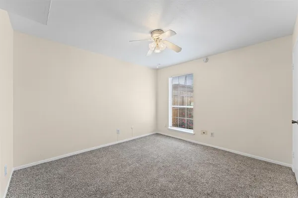 $163,000 | 1076 Willow Oaks Circle, Pasadena, TX 77506