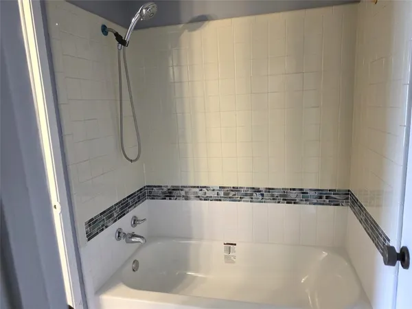 $163,000 | 1076 Willow Oaks Circle, Pasadena, TX 77506