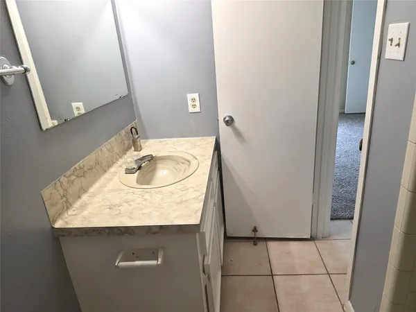 $163,000 | 1076 Willow Oaks Circle, Pasadena, TX 77506