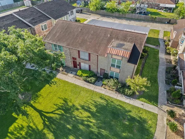 $163,000 | 1076 Willow Oaks Circle, Pasadena, TX 77506