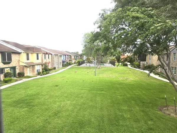 $163,000 | 1076 Willow Oaks Circle, Pasadena, TX 77506