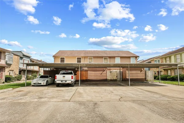 $163,000 | 1076 Willow Oaks Circle, Pasadena, TX 77506