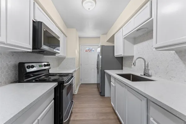 $163,000 | 1076 Willow Oaks Circle, Pasadena, TX 77506