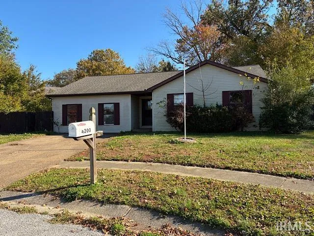 $179,900 | 4200 Hare Court, Newburgh, IN 47630