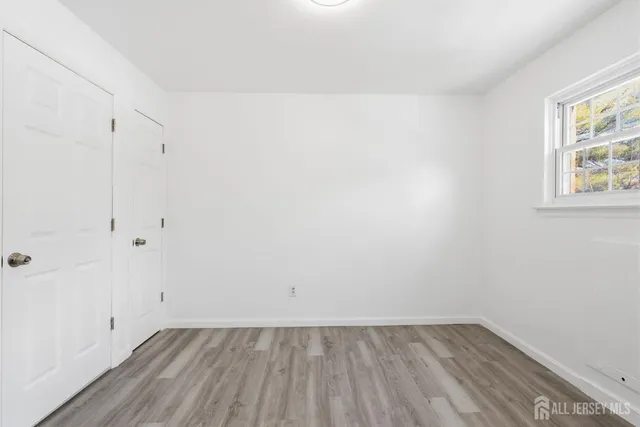 $2,100 | 125 College Drive, Edison, NJ 08817