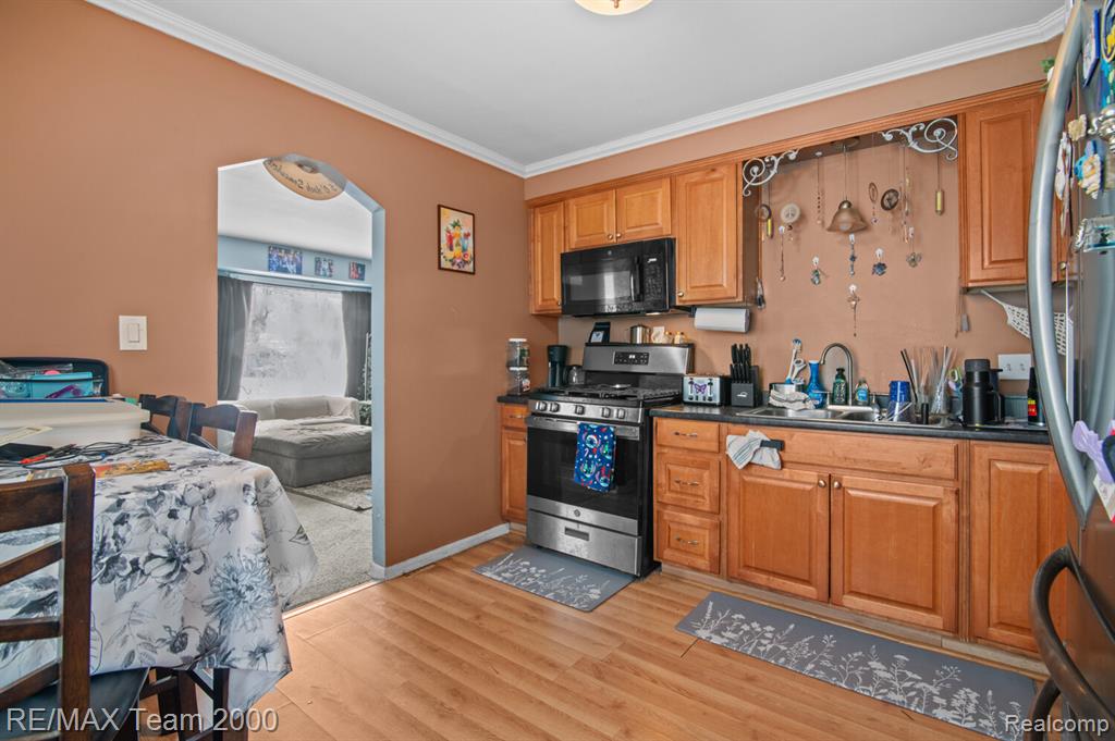 5871 Cooper Street Taylor, MI 48180 - Photo 8 of 18