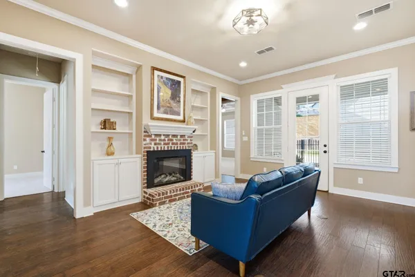 $352,750 | 3942 Charleston Park, Tyler, TX 75701