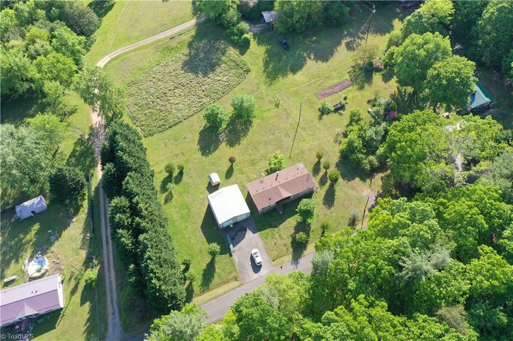 147 Robin Ridge Road Cana, VA 24317 - Photo 13 of 26 Gallery Image 13