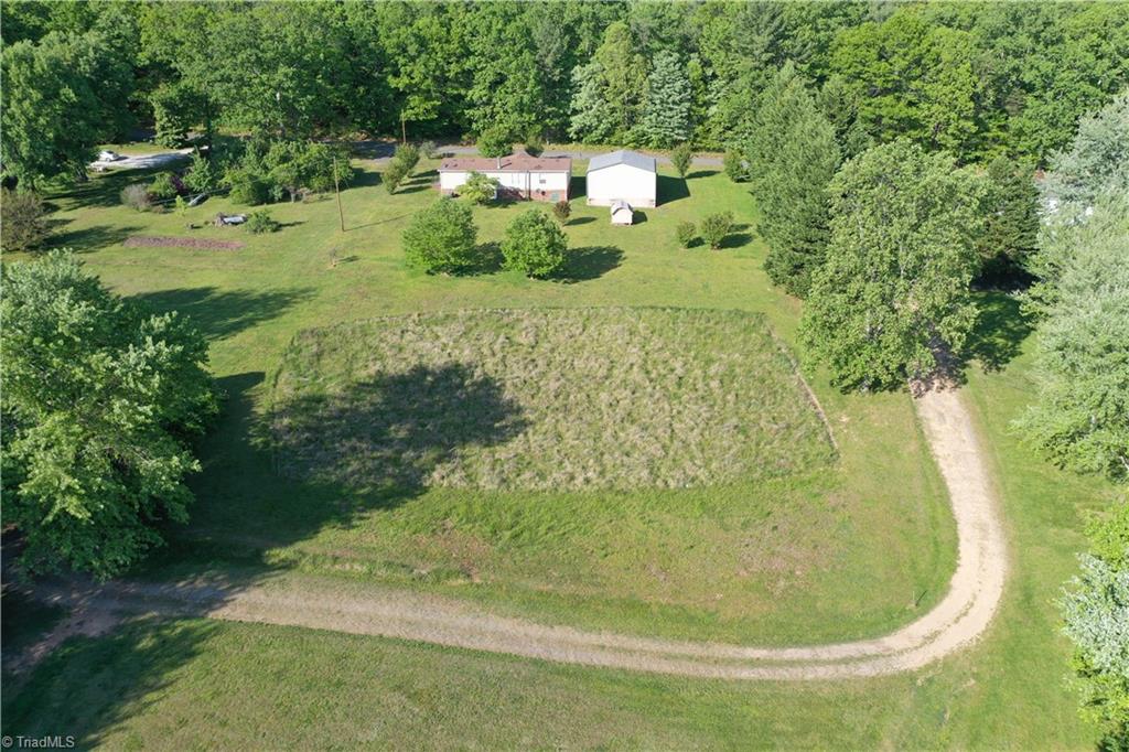 147 Robin Ridge Road Cana, VA 24317 - Photo 15 of 26 Gallery Image 15