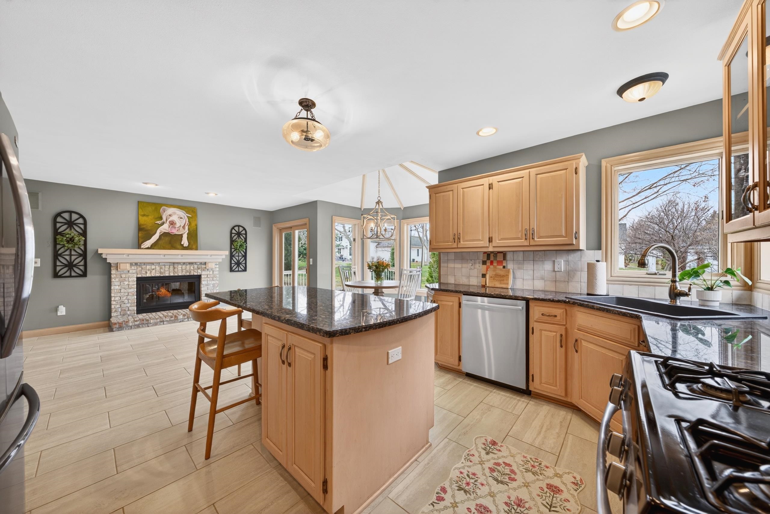 422 Olde Paltzer Court Appleton, WI 54913 - Photo 11 of 48