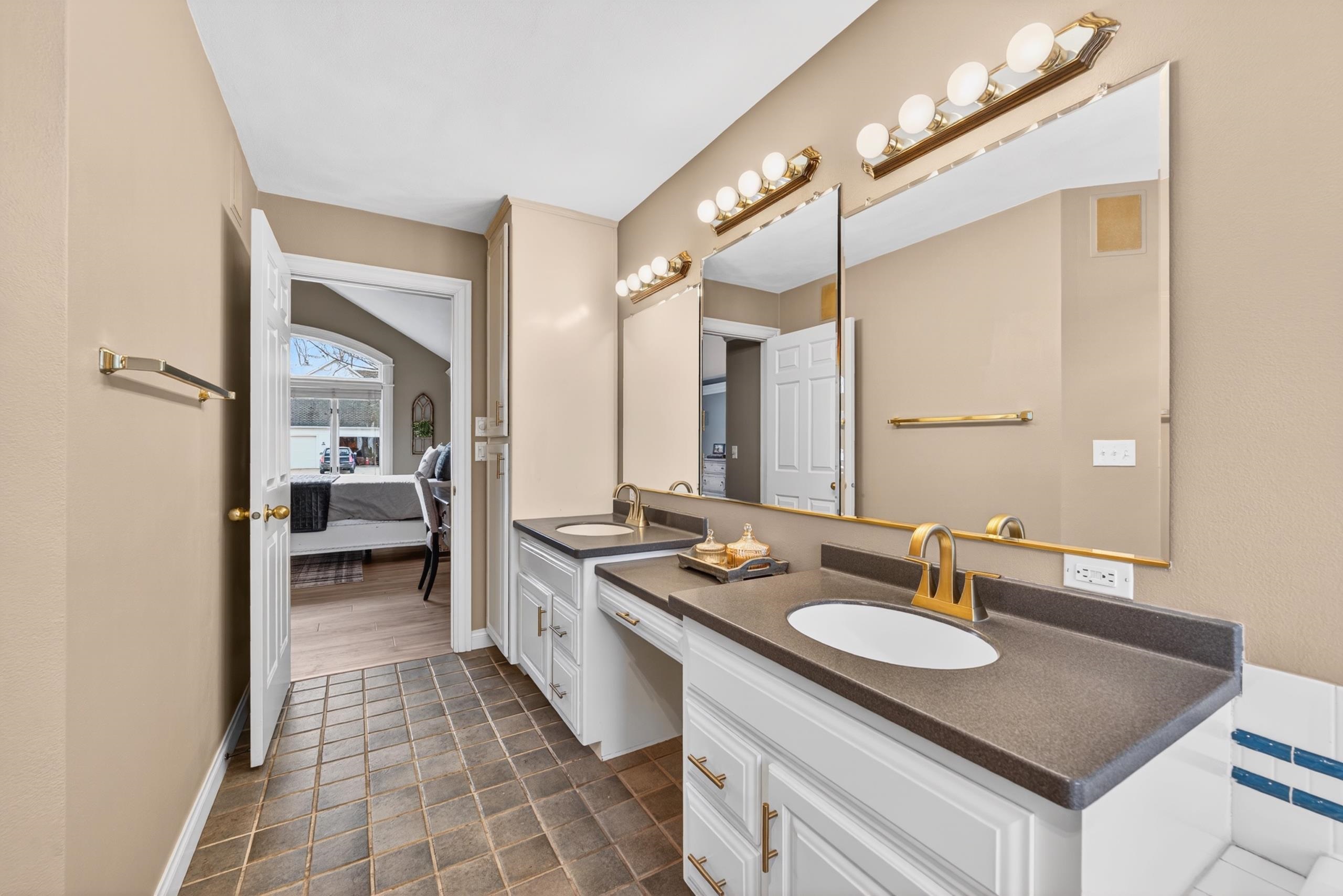 422 Olde Paltzer Court Appleton, WI 54913 - Photo 21 of 48