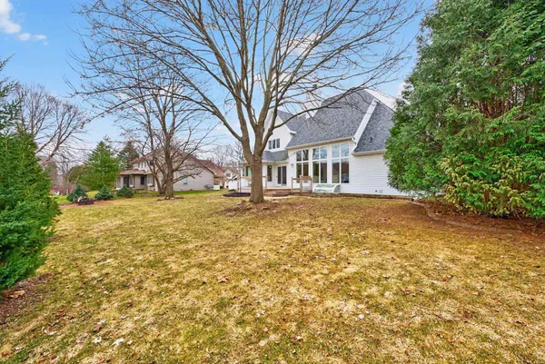 $599,900 | 422 Olde Paltzer Court, Appleton, WI 54913