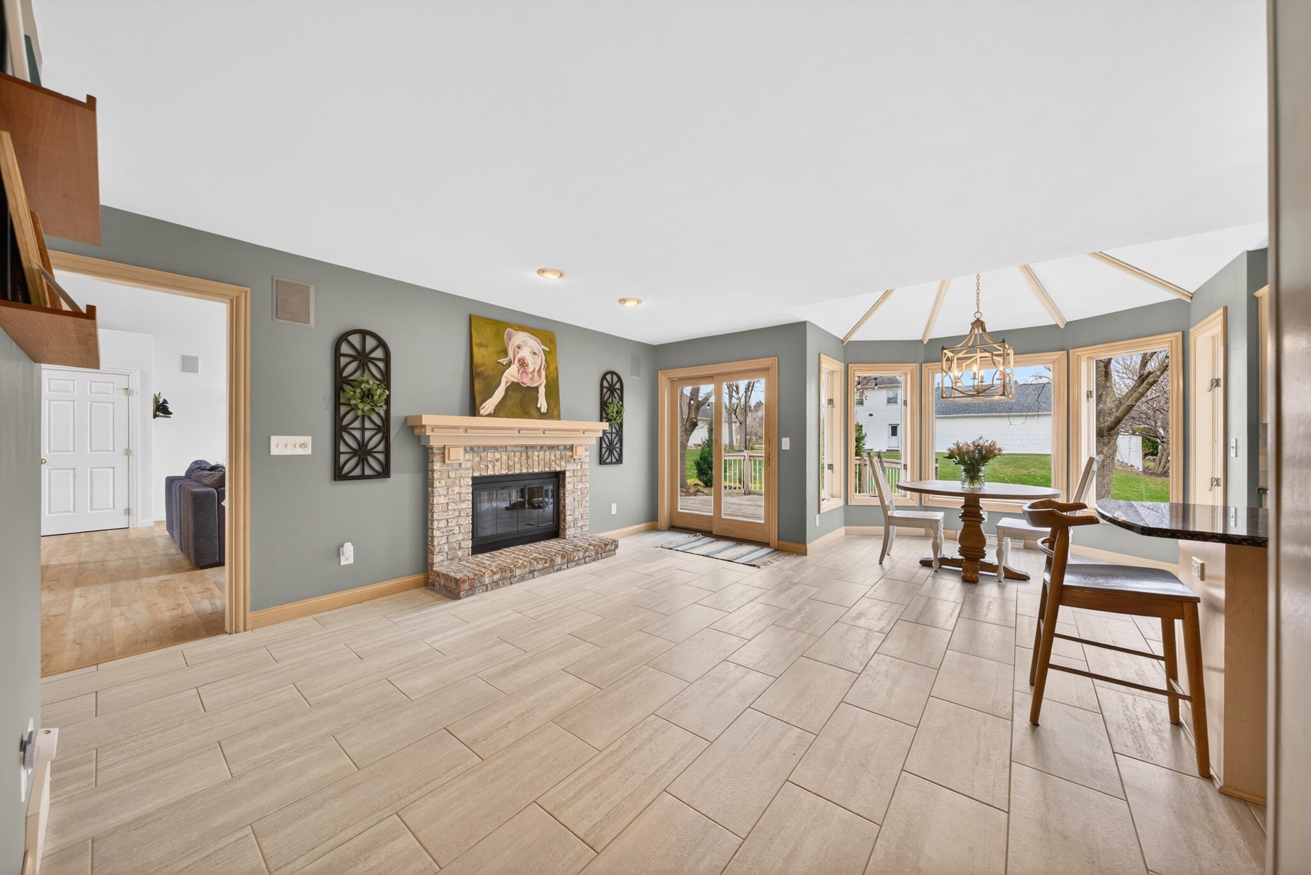 422 Olde Paltzer Court Appleton, WI 54913 - Photo 10 of 48