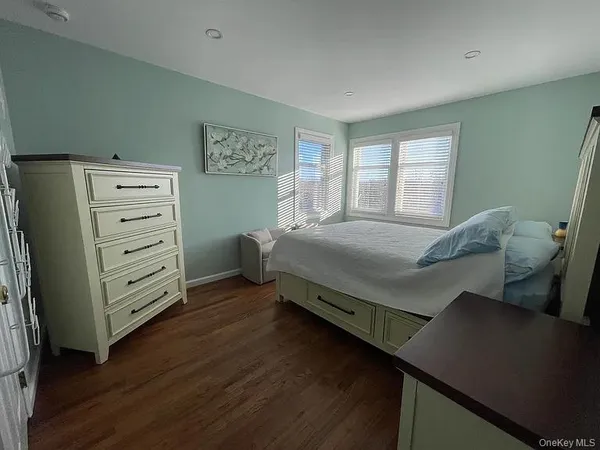 $4,300 | 1 Sea Ct Lane, Port Jefferson, NY 11777