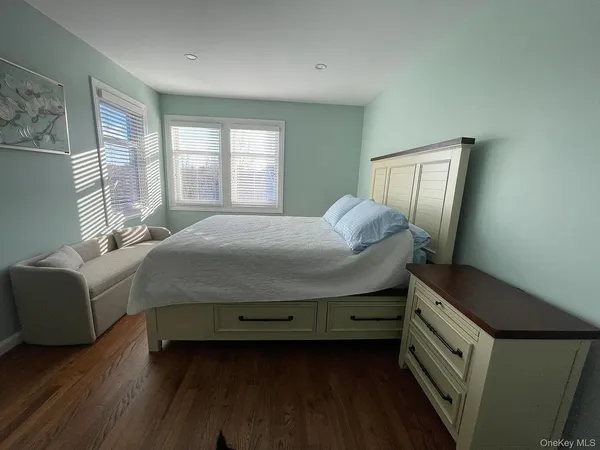 $4,300 | 1 Sea Ct Lane, Port Jefferson, NY 11777