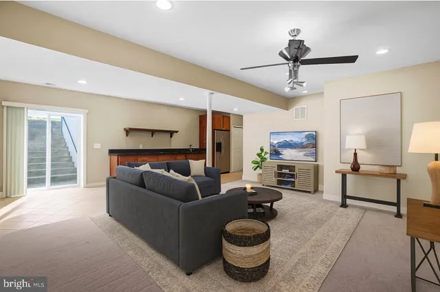 $549,900 | 128 Teaberry Drive, Winchester, VA 22602