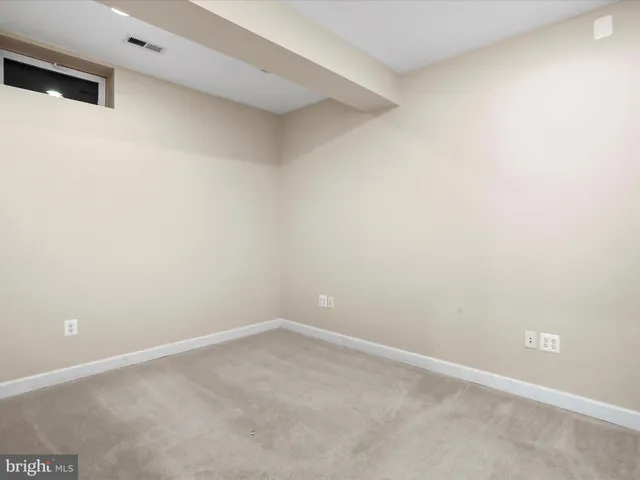 $549,900 | 128 Teaberry Drive, Winchester, VA 22602