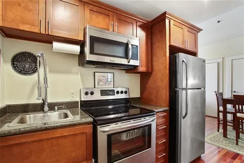 $145,000 | 1224 St Charles Avenue, Unit 308, New Orleans, LA 70130