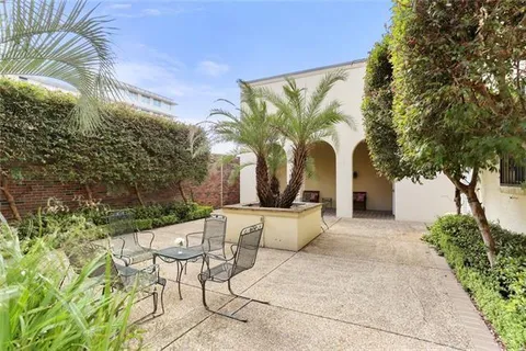 $145,000 | 1224 St Charles Avenue, Unit 308, New Orleans, LA 70130