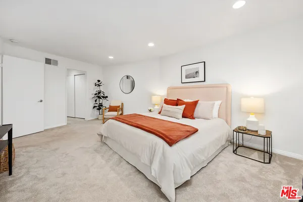 $959,000 | 11687 Bellagio Road, Unit 3, Los Angeles, CA 90049