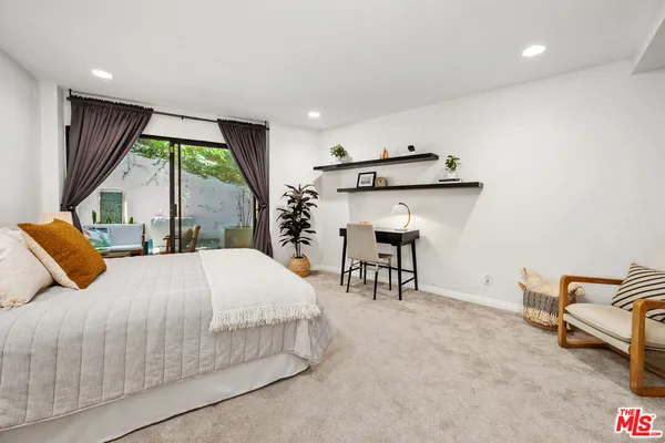 $959,000 | 11687 Bellagio Road, Unit 3, Los Angeles, CA 90049