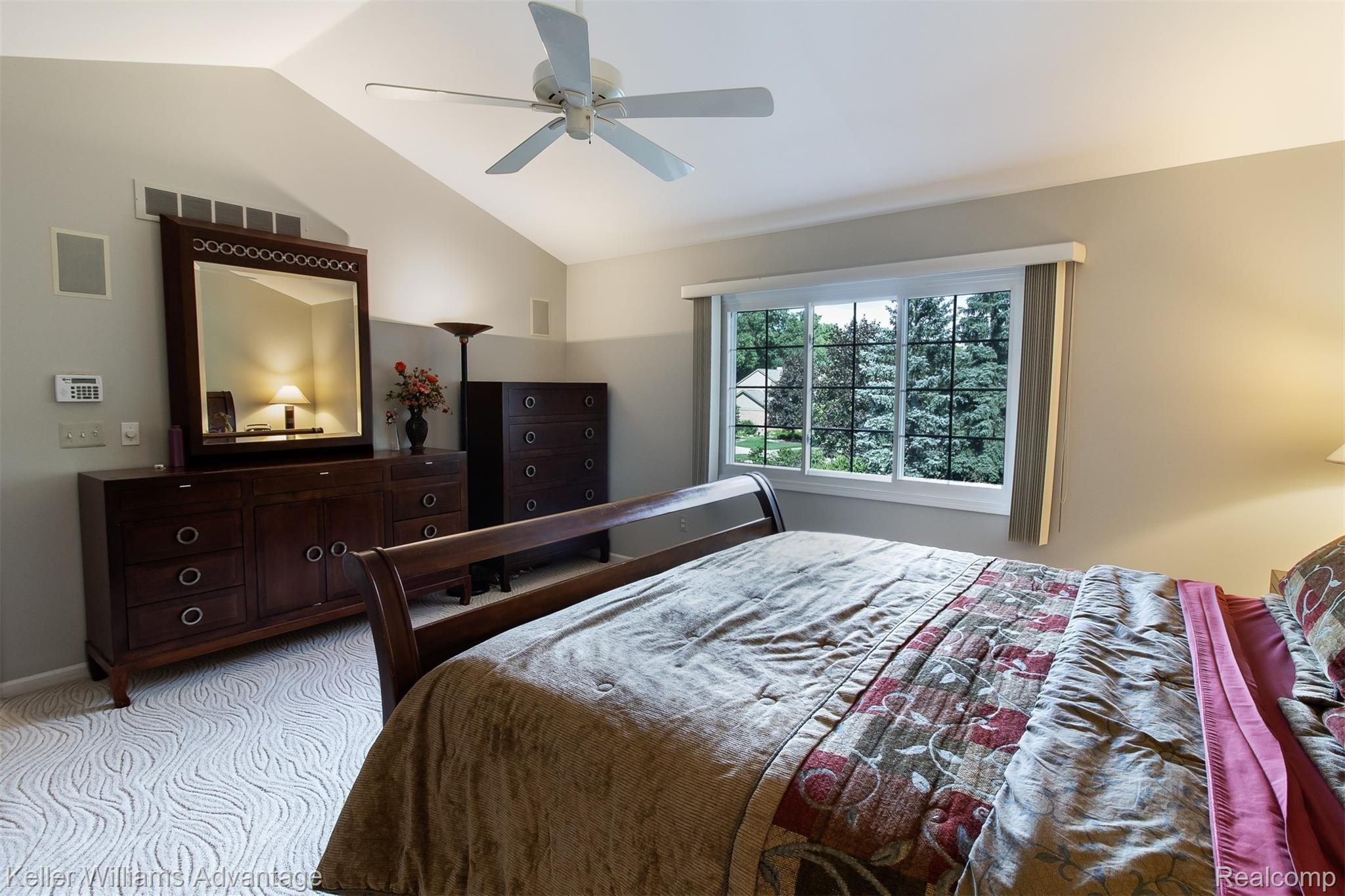2693 Forest View Court Rochester, MI 48307 - Photo 23 of 55 ForestViewCt_2693_MasterBed_02.jpg