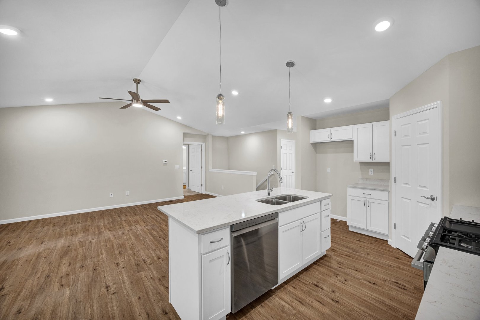 218 Cassidy Road Normal, IL 61761 - Photo 9 of 31 Gallery Image 9