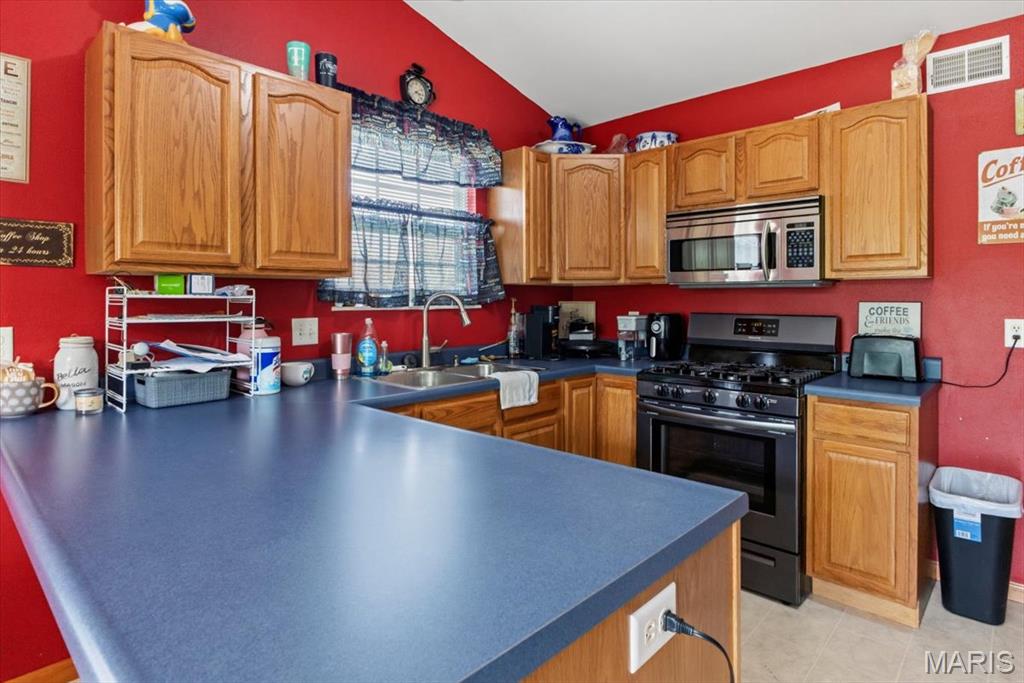 445 Steven Drive Red Bud, IL 62278 - Photo 11 of 26