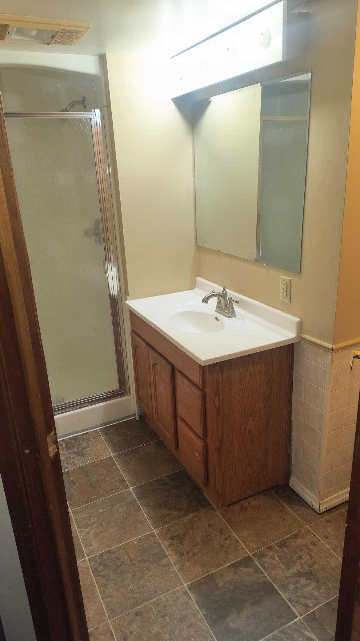 1631 Conway Street St. Paul, MN 55106 - Photo 15 of 23