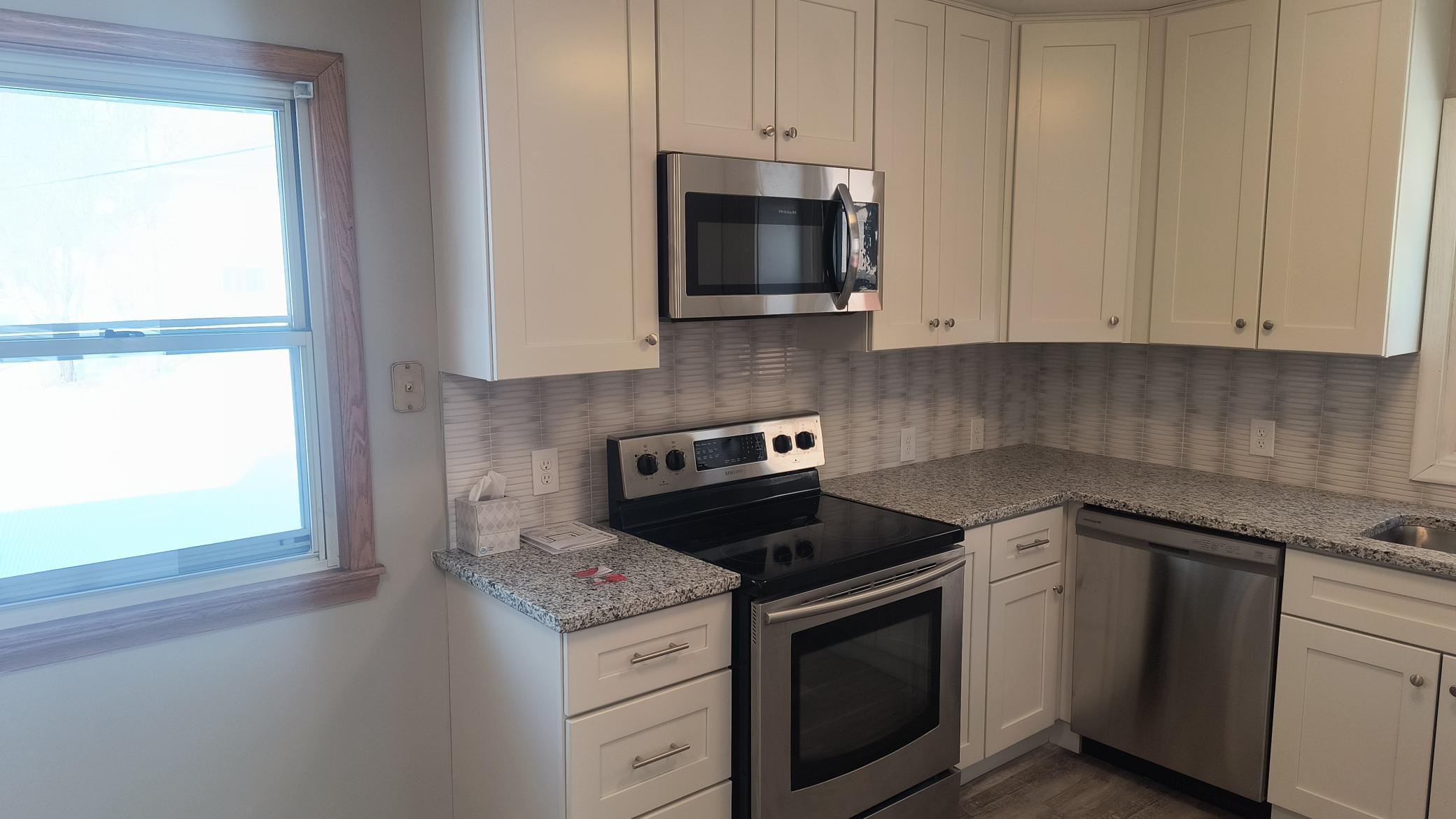 1631 Conway Street St. Paul, MN 55106 - Photo 8 of 23