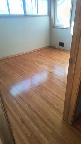 $279,900 | 1631 Conway Street, St. Paul, MN 55106