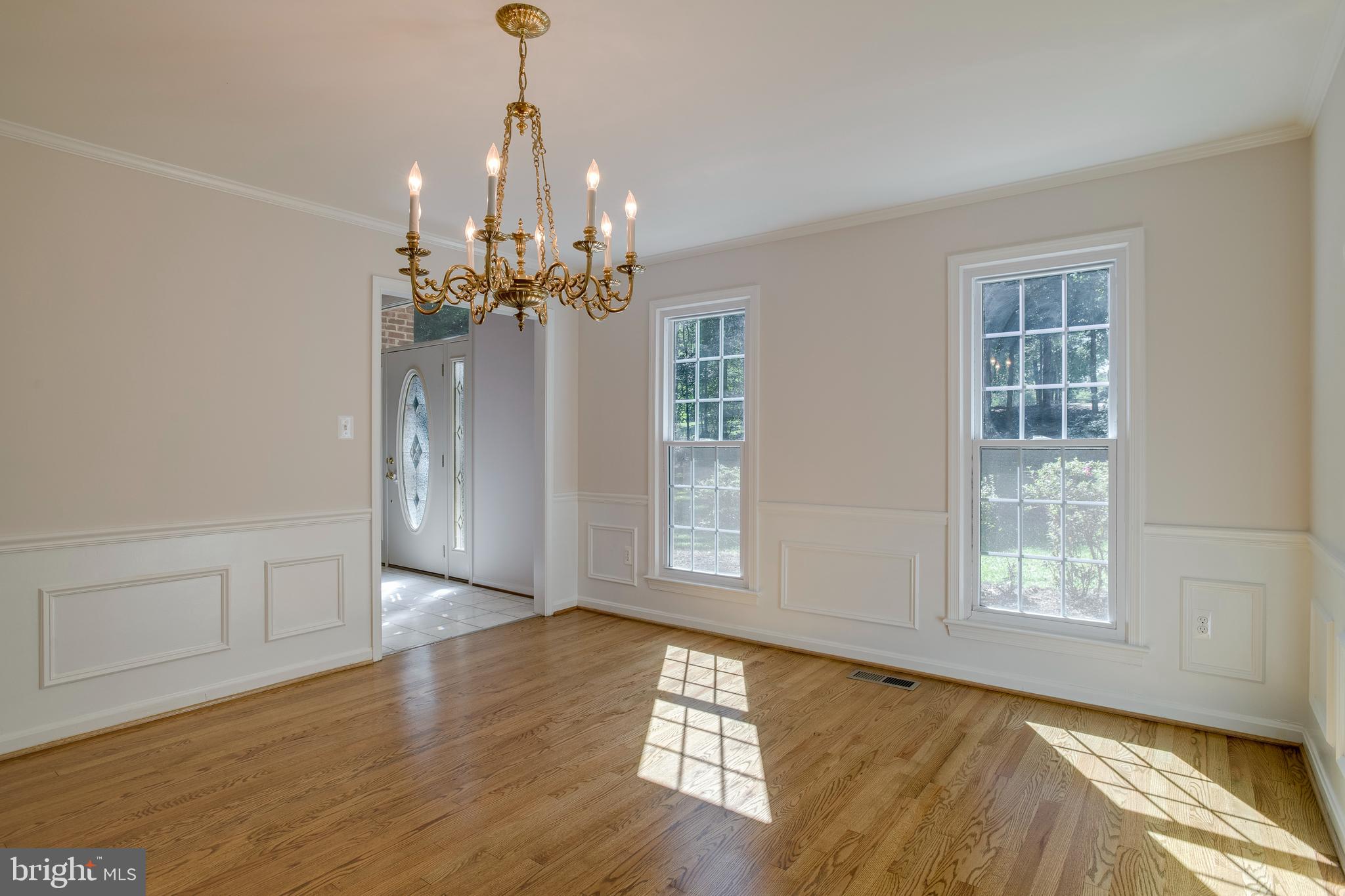 11740 Stuart Mill Road Oakton, VA 22124 - Photo 17 of 67 Dining Room