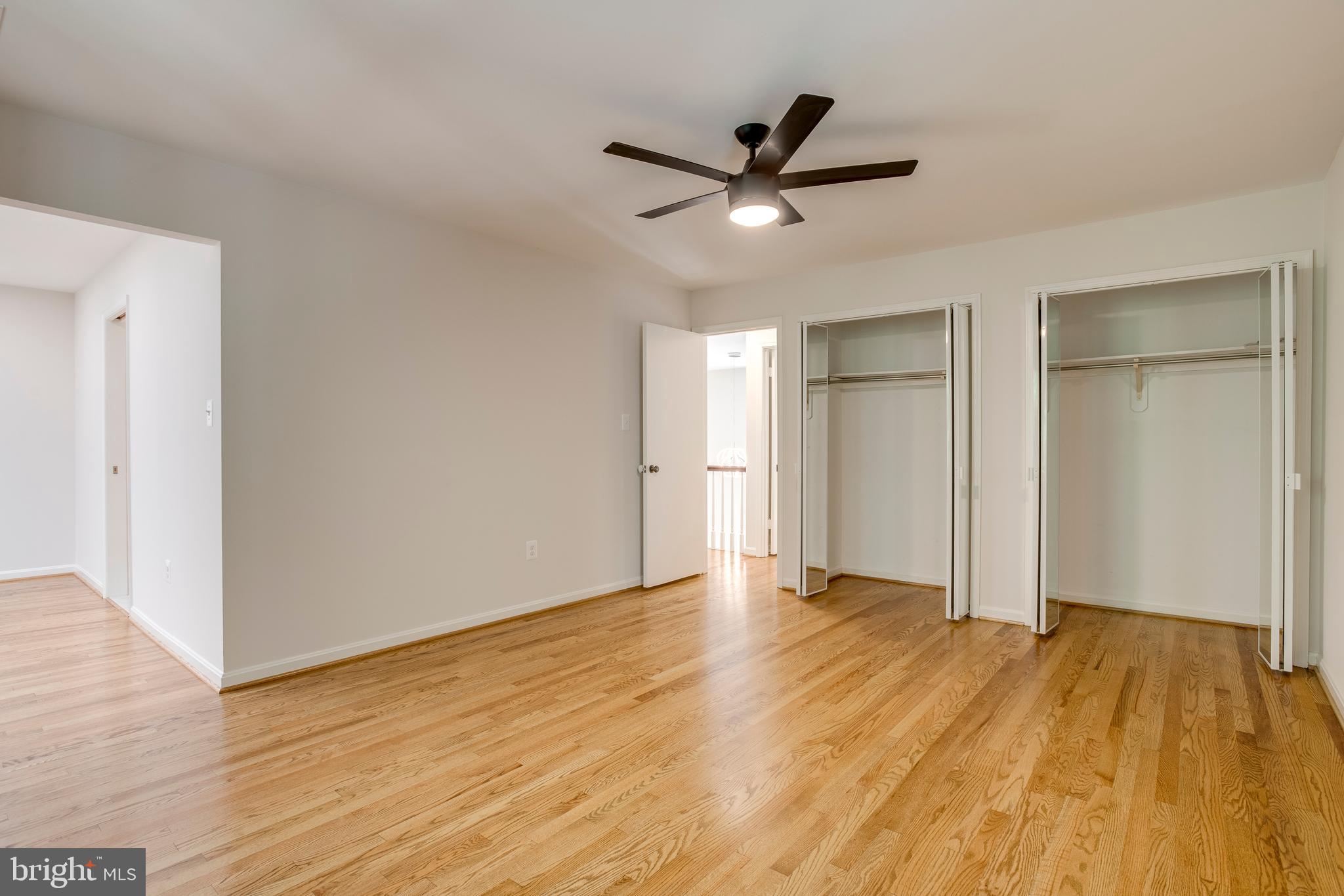 11740 Stuart Mill Road Oakton, VA 22124 - Photo 39 of 67 Owner's Suite