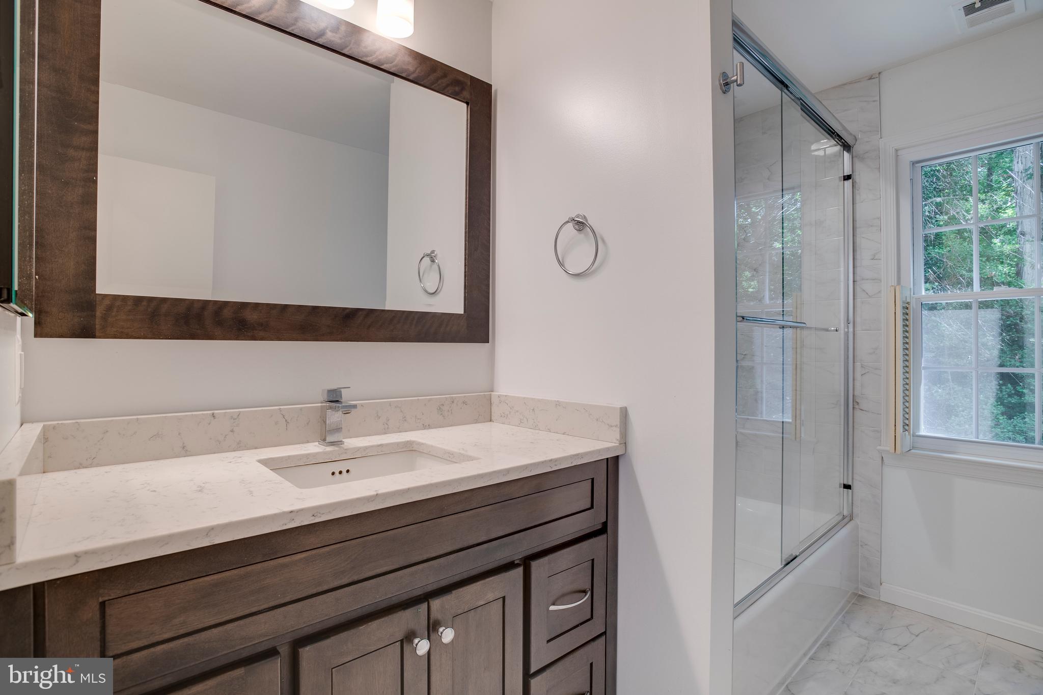 11740 Stuart Mill Road Oakton, VA 22124 - Photo 45 of 67 Owner's Bath