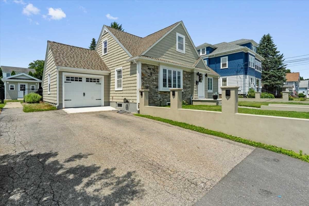 474 Burncoat Street, Unit 474 Worcester, MA 01606 - Photo 2 of 39