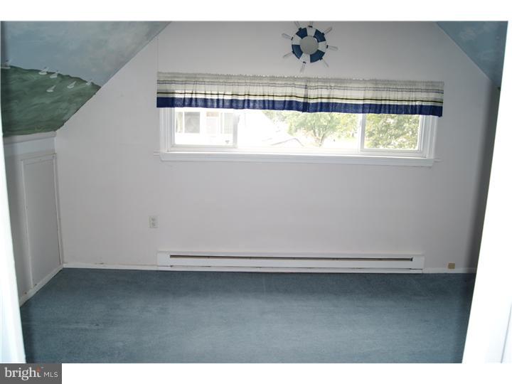 34 Iris Road Levittown, PA 19057 - Photo 15 of 25 Bedroom 4