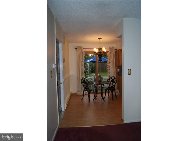 34 Iris Road Levittown, PA 19057 - Photo 18 of 25 Gallery Image 18